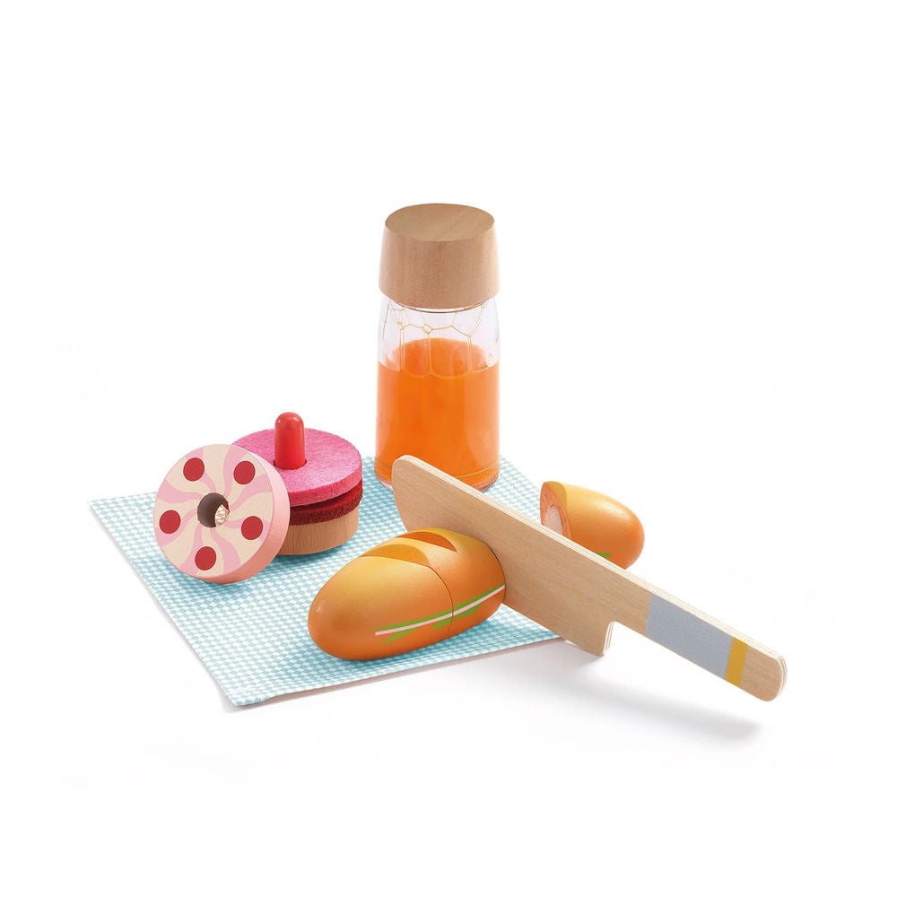 Djeco Role Play Cats Picnic