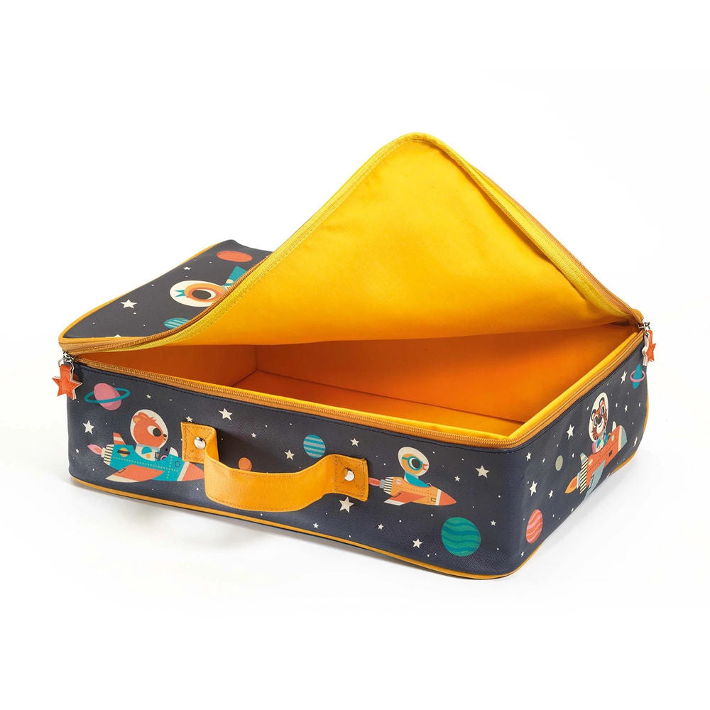 Djeco suitcase space